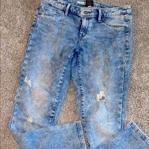 Acid wash skinny jeans